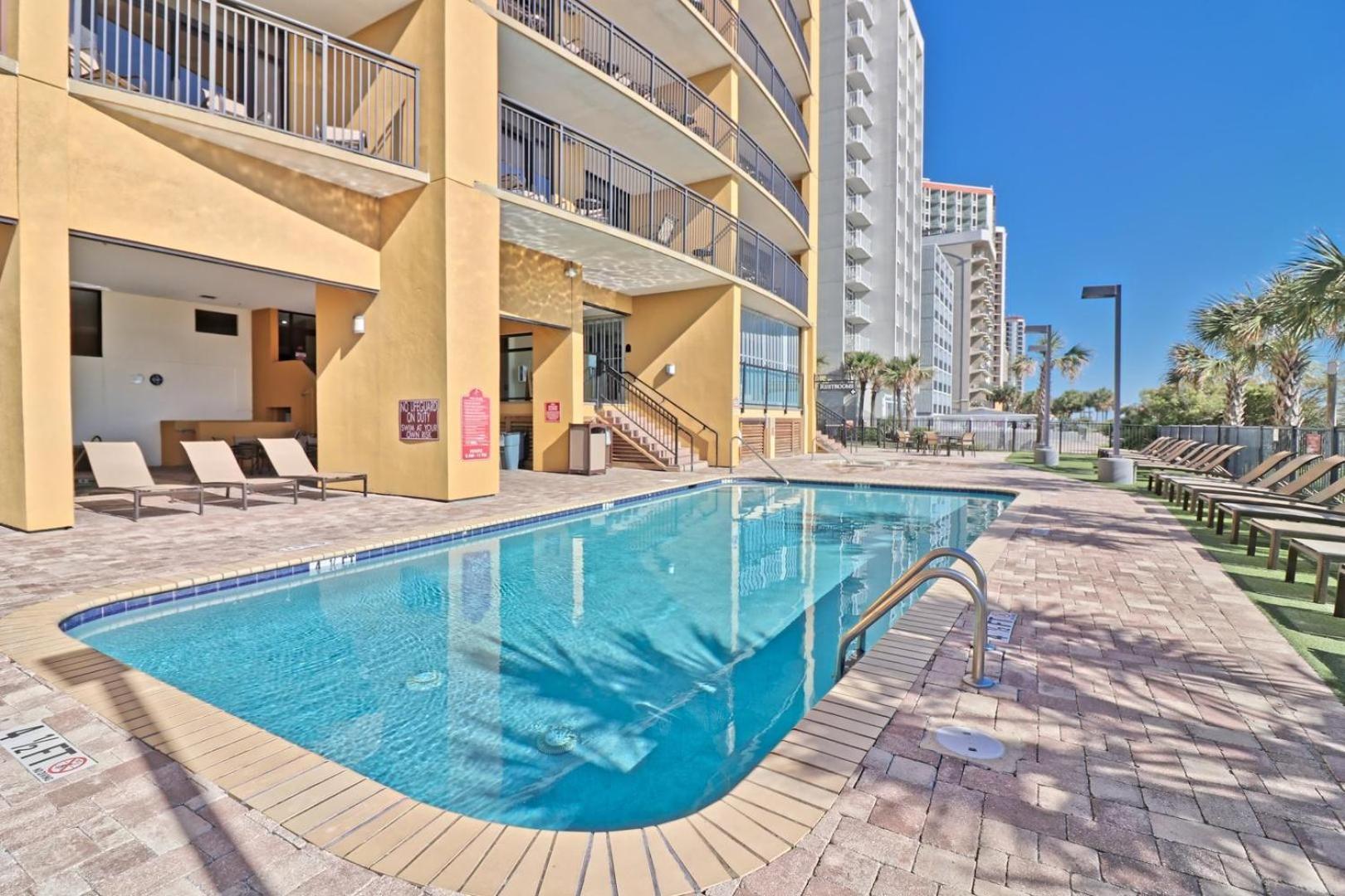 Beautiful Warm Ocean View Beach Condo With Pool 미를 비치 외부 사진